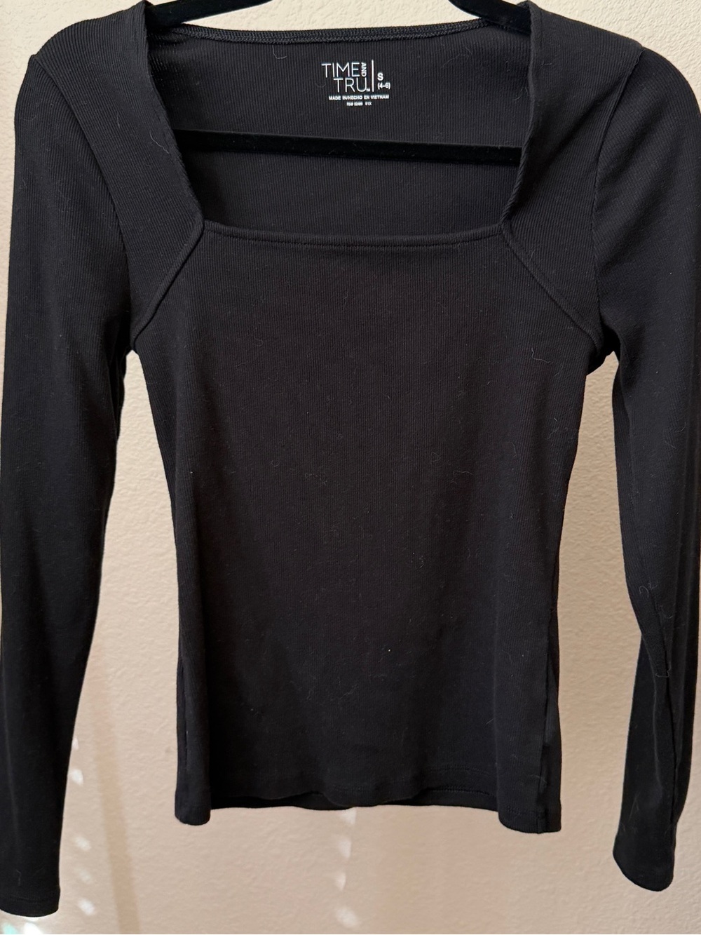 Time and Tru Black Long-Sleeve Square Neck Top
